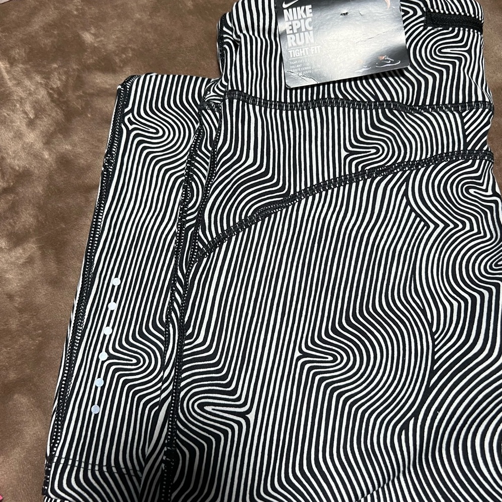 Nike tight fit leggings s